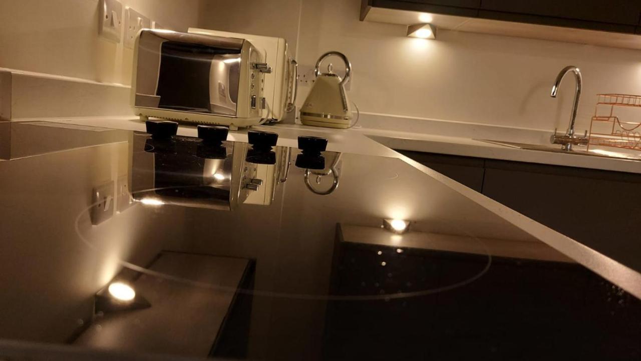 Charming 1-Bed Villa In リヴァプール エクステリア 写真